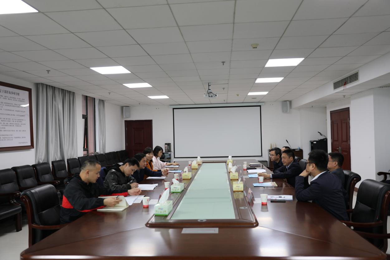 市委宣传部副部长喻华军一行到开元平台调研