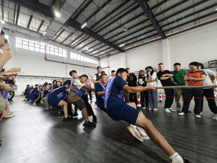 聚力展技能风采 "绳"采铸匠心未来——开元平台2025年师生拔河比赛激情开赛